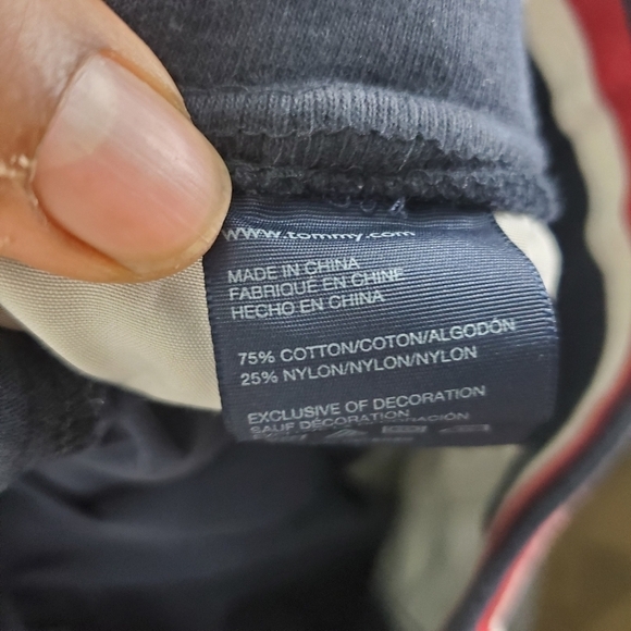 TOMMY HILFIGER SHORTS BOYS SIZE LARGE 16/18 - Picture 2 of 14